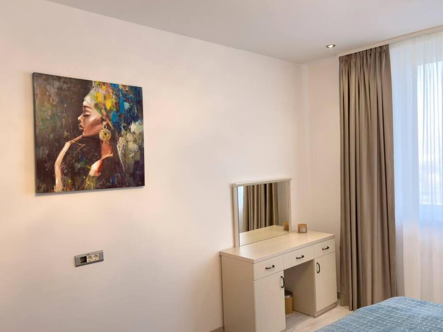 Luxury 2 Bedroom Apartment Bucarest Esterno foto