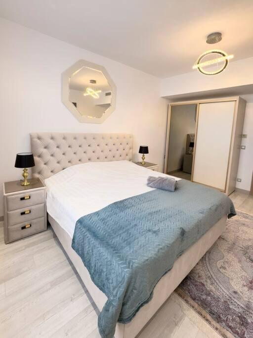 Luxury 2 Bedroom Apartment Bucarest Esterno foto